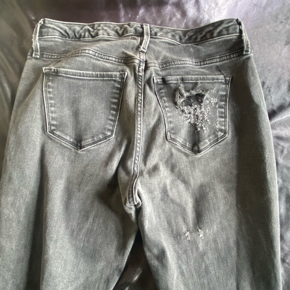 🤍MOSSIMO RIPPED JEANS! - Picture 5 of 5